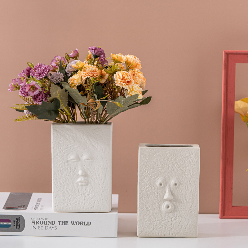 Modern and simple wine cabinet, face ceramic vase ornament flower arrangement ornament home decoration