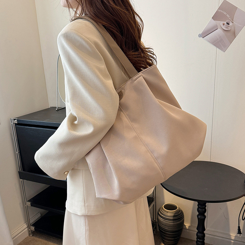 ZH81RI321_0.jpg